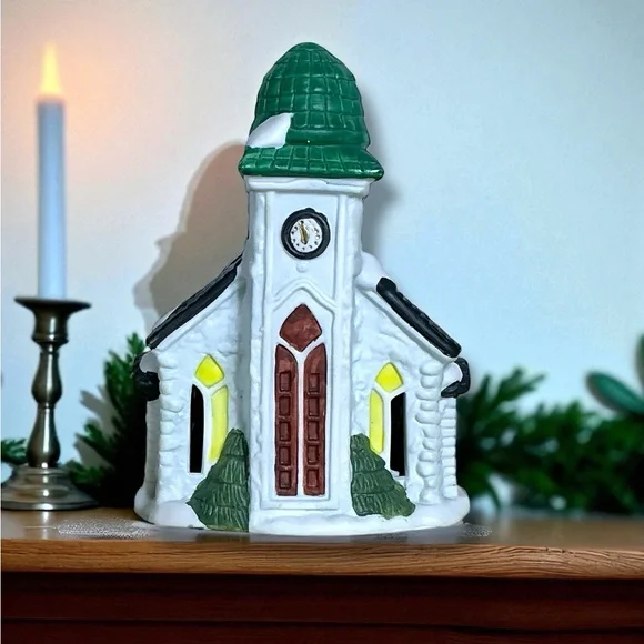 Vintage Village Church St Jude Porcelain Christmas Light Up House Holiday Decor - Picture 2 of 16